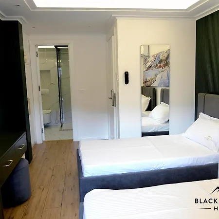 Blackmountain 2024 Hotel *
