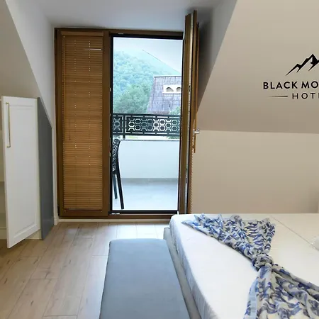 Blackmountain 2024 Hotel *