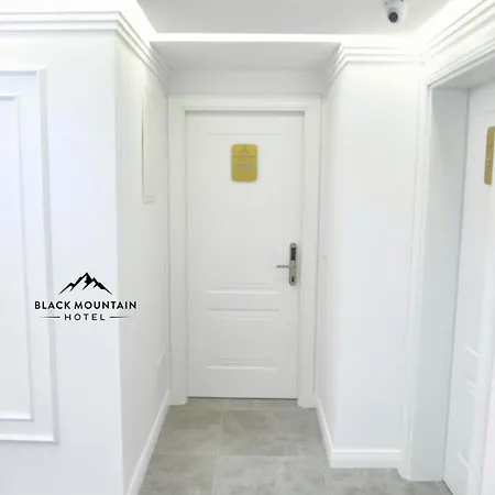Blackmountain 2024 Hotel *