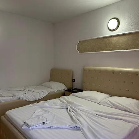 Bar Restorant Real * Bajram Curri