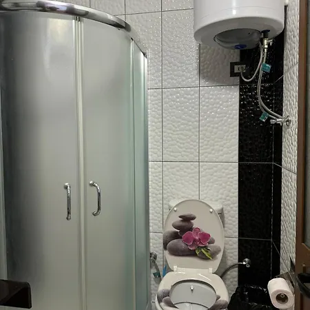 Bar Restorant Real * Bajram Curri