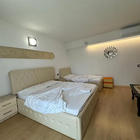 Bar Restorant Real Hotel Bajram Curri