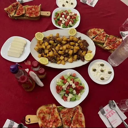 Bar Restorant Real * Bajram Curri